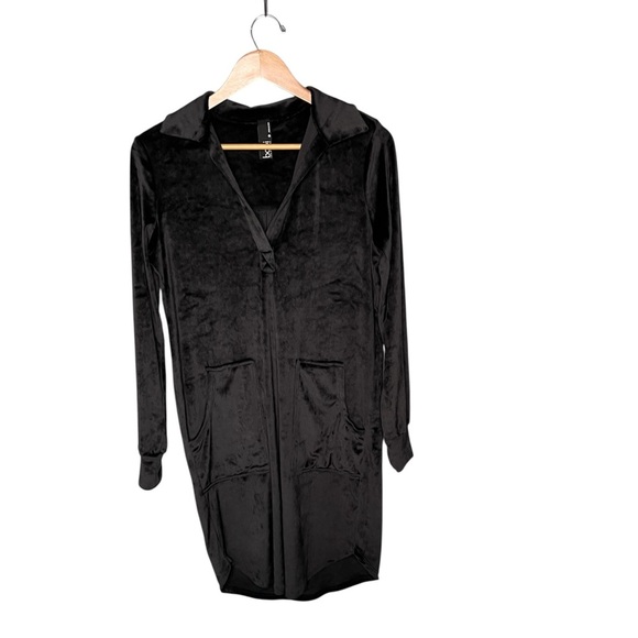 Bobi Los Angeles Velour Dress - Picture 2 of 9